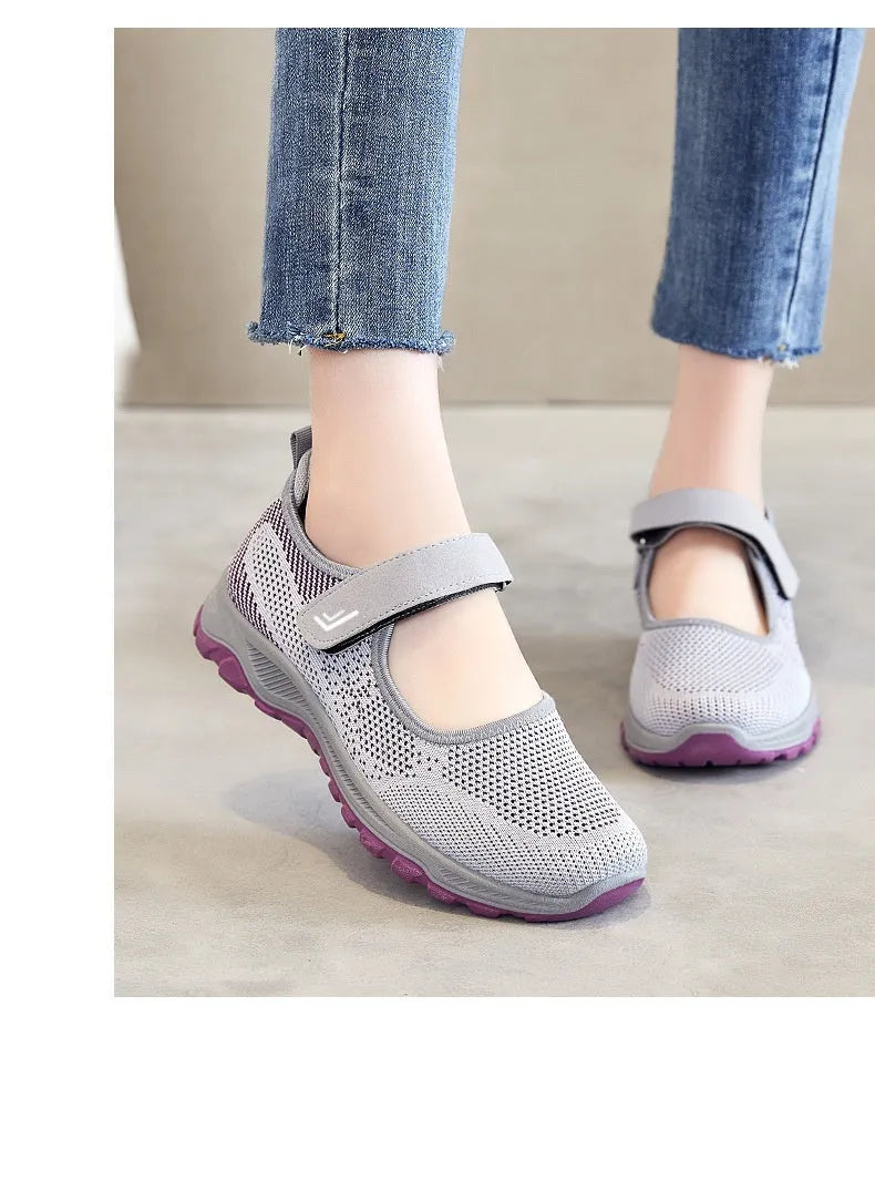 Women's Velcro walking shoes in Flyknit with mesh lining, low 1-3cm heel and round toe, Black And Purple
