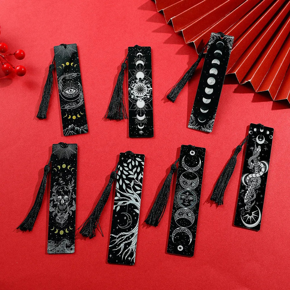 Acrylic tassel bookmark with creative skull pattern for reading decoration, available in ten colour options.