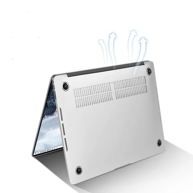 Transparent and black hard PC protective shell case for Apple MacBook Pro 14.2-inch and 16.2-inch laptops.