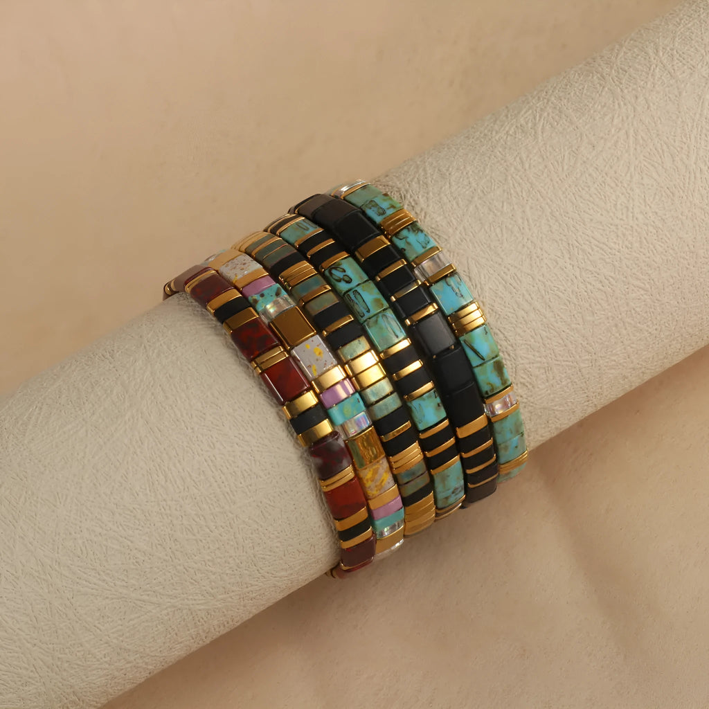 Geometric pull bead bracelet with round glass beads in five colour options