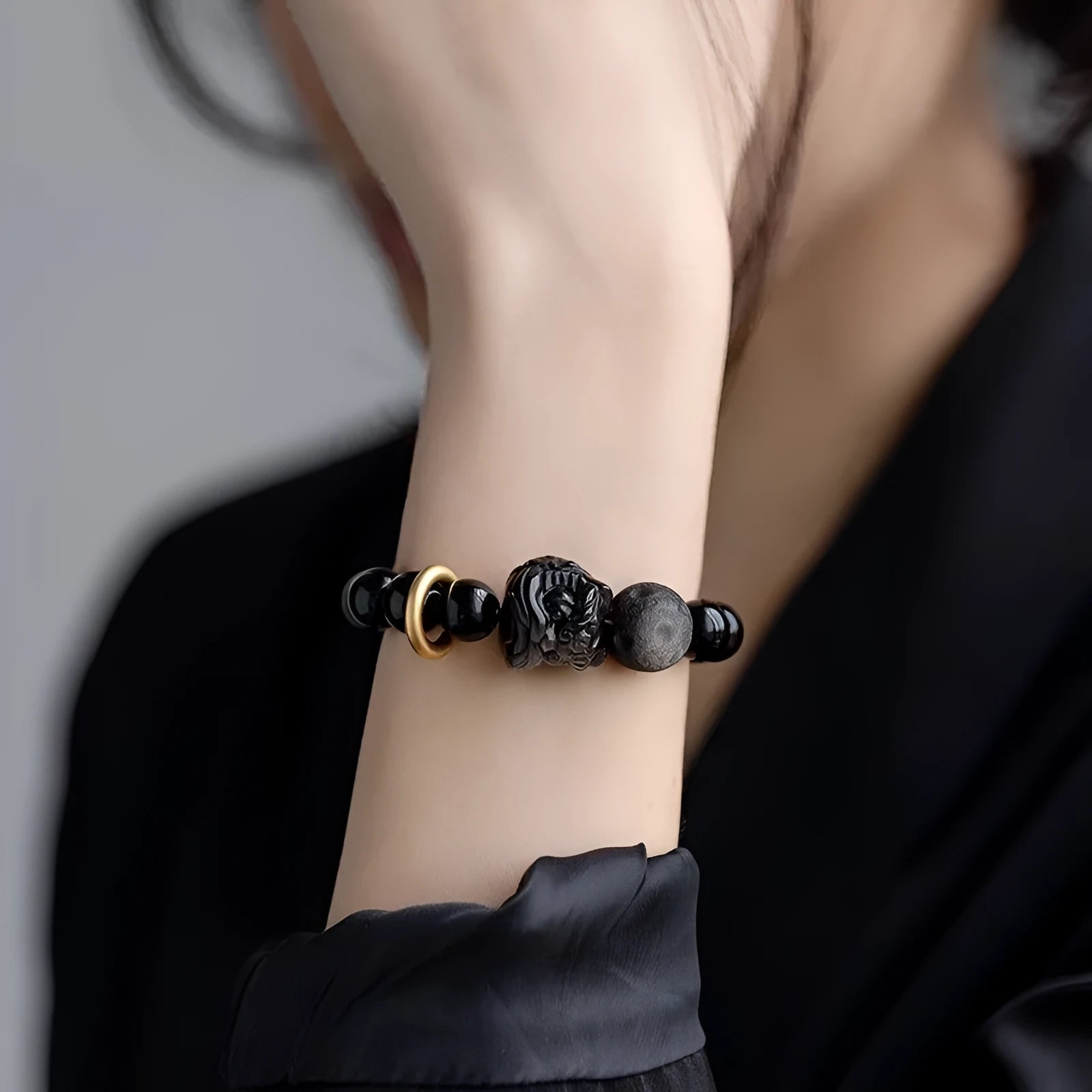 Chinese style resin bracelet with S519 colour on wrist