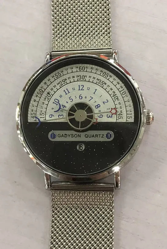 Men's watch with round 40mm dial, alloy case, and mineral glass lens