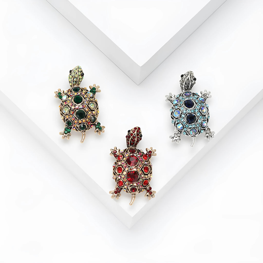 Retro turtle design fashion brooch with rhinestone decoration in blue, green or red colour options