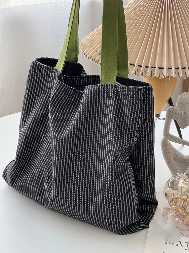 Plaid canvas multi-layer shoulder bag with cotton-thickened material and lined interior