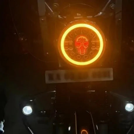 7-inch round off-road turn light with skull head design, aviation aluminium housing, and IP68 rating