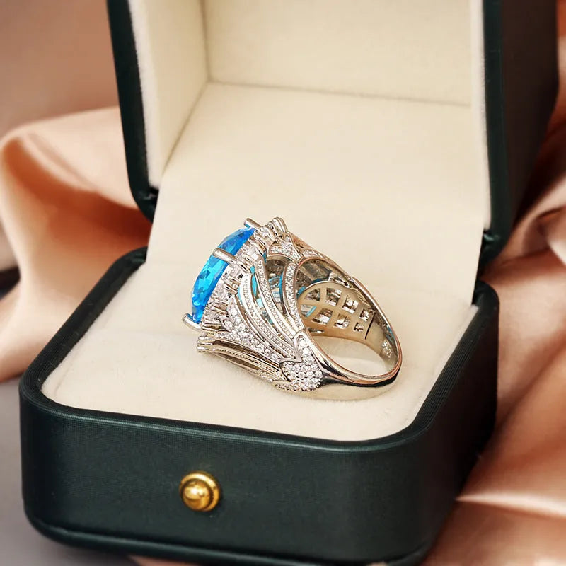 Women's hollow Italian court retro brass ring with white steel electroplated finish