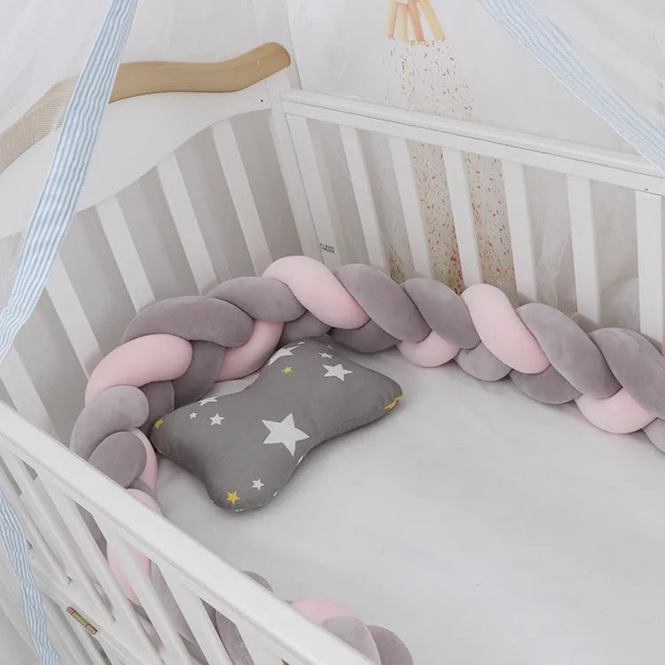 Flexible braid knot baby bumper cushion in soft spandex velvet for crib protection