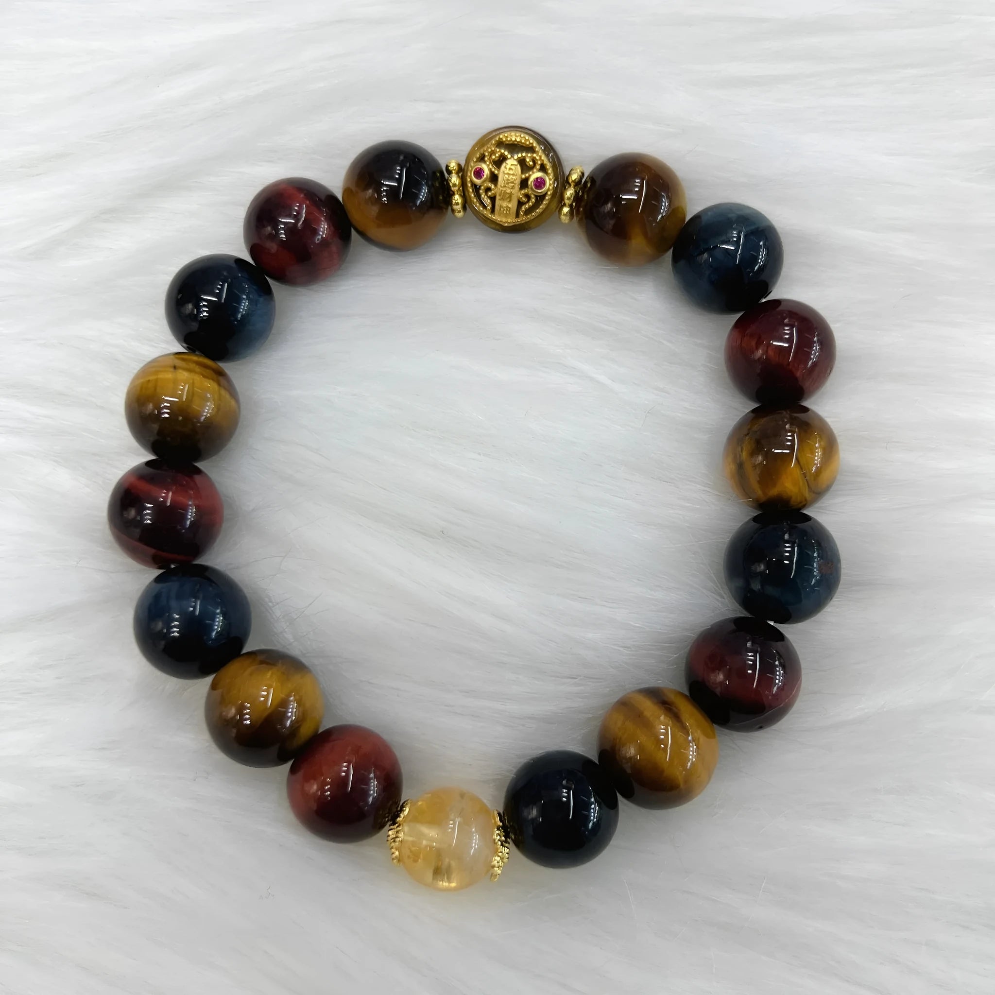 Natural tiger eye stone bracelet with Maillard chain and round beads measuring 18cm