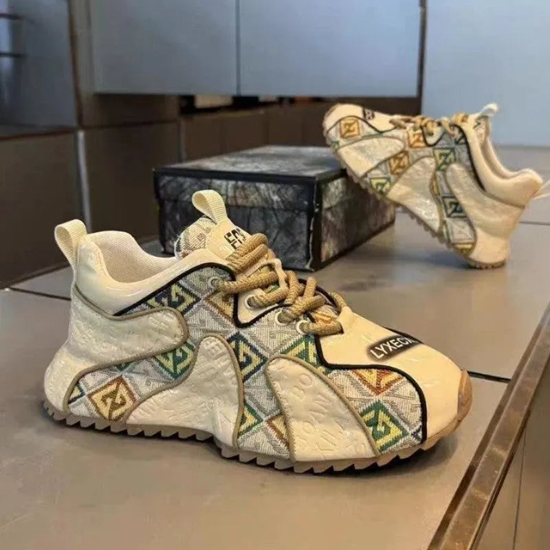 Men's creamy-white casual low-top shoes with embroidery stitching on the PU upper and a thick platform rubber sole.