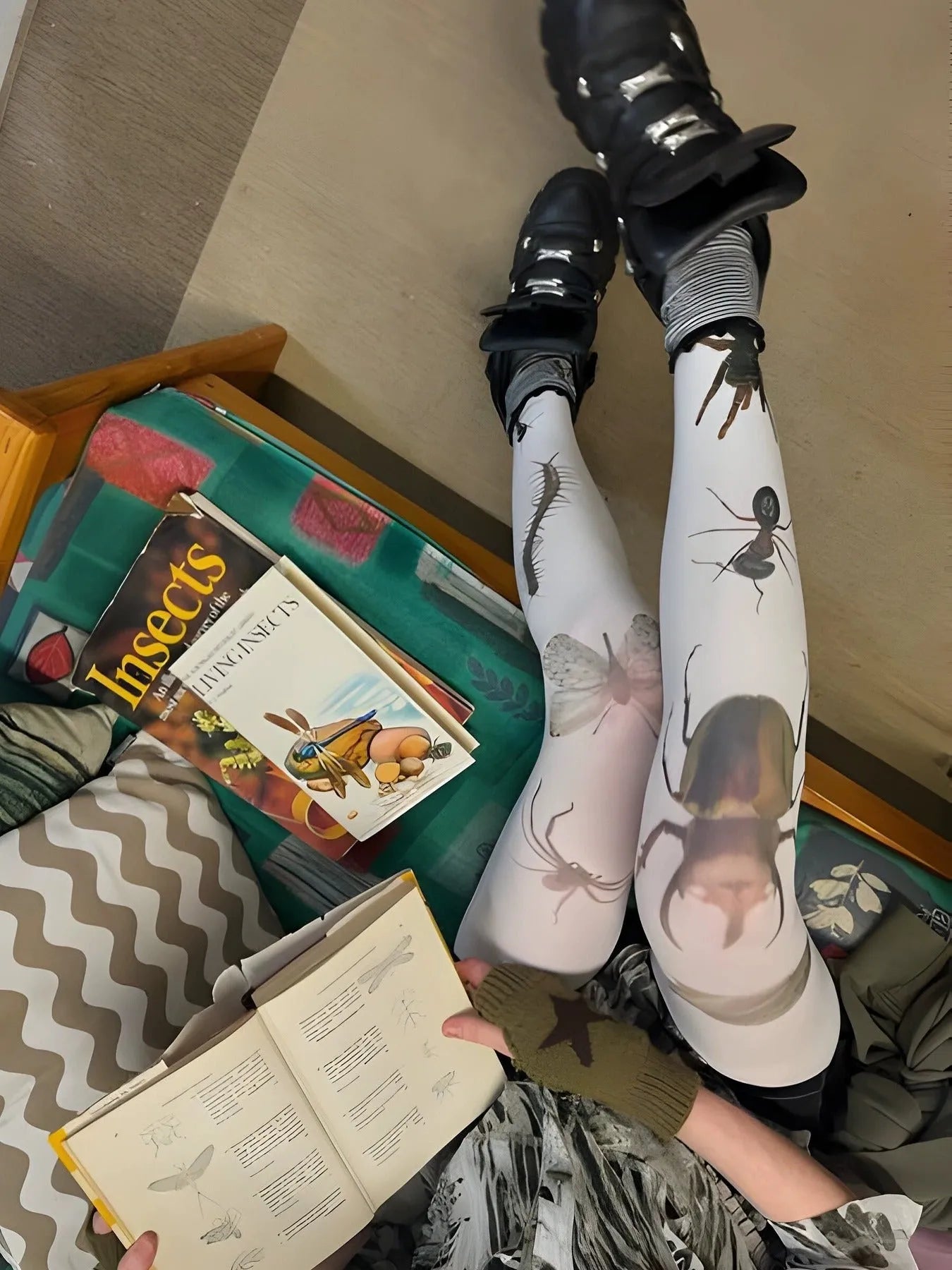 Printed sheer white pantyhose for women free size thin legwear