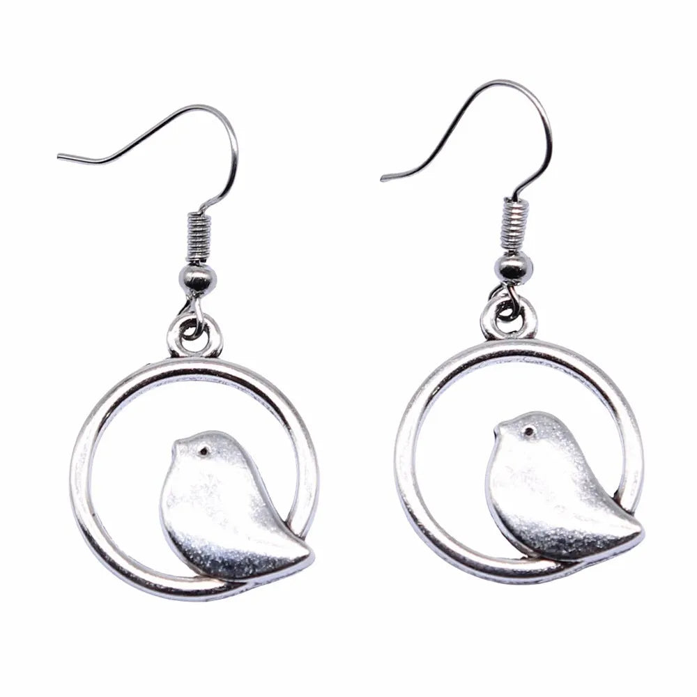 Retro simple handmade bird earrings in ancient silver finish with 20mm earring and 18x19mm ear hook