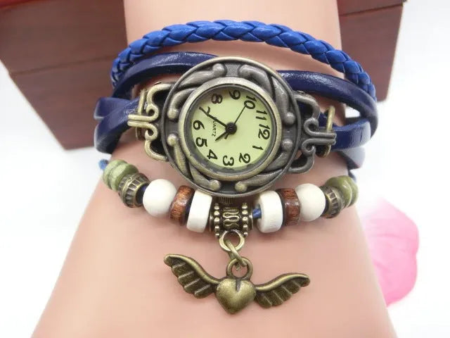 Vintage casual flying heart pendant bracelet belt watch with round 22.5mm dial and PU strap in multiple colours