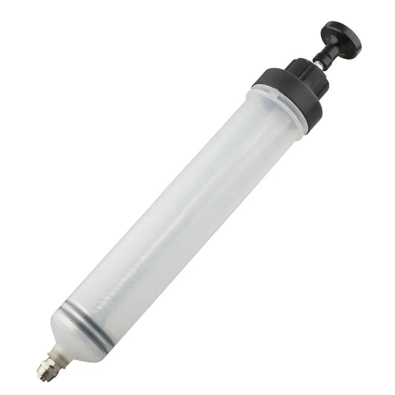 Manual oil pumping machine with syringe barrel for fluid suction and injection
