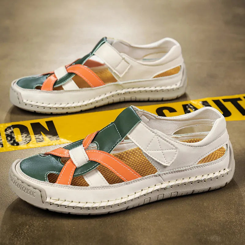 Women's lightweight casual shoes with non-slip rubber sole and Velcro fastening in solid colour