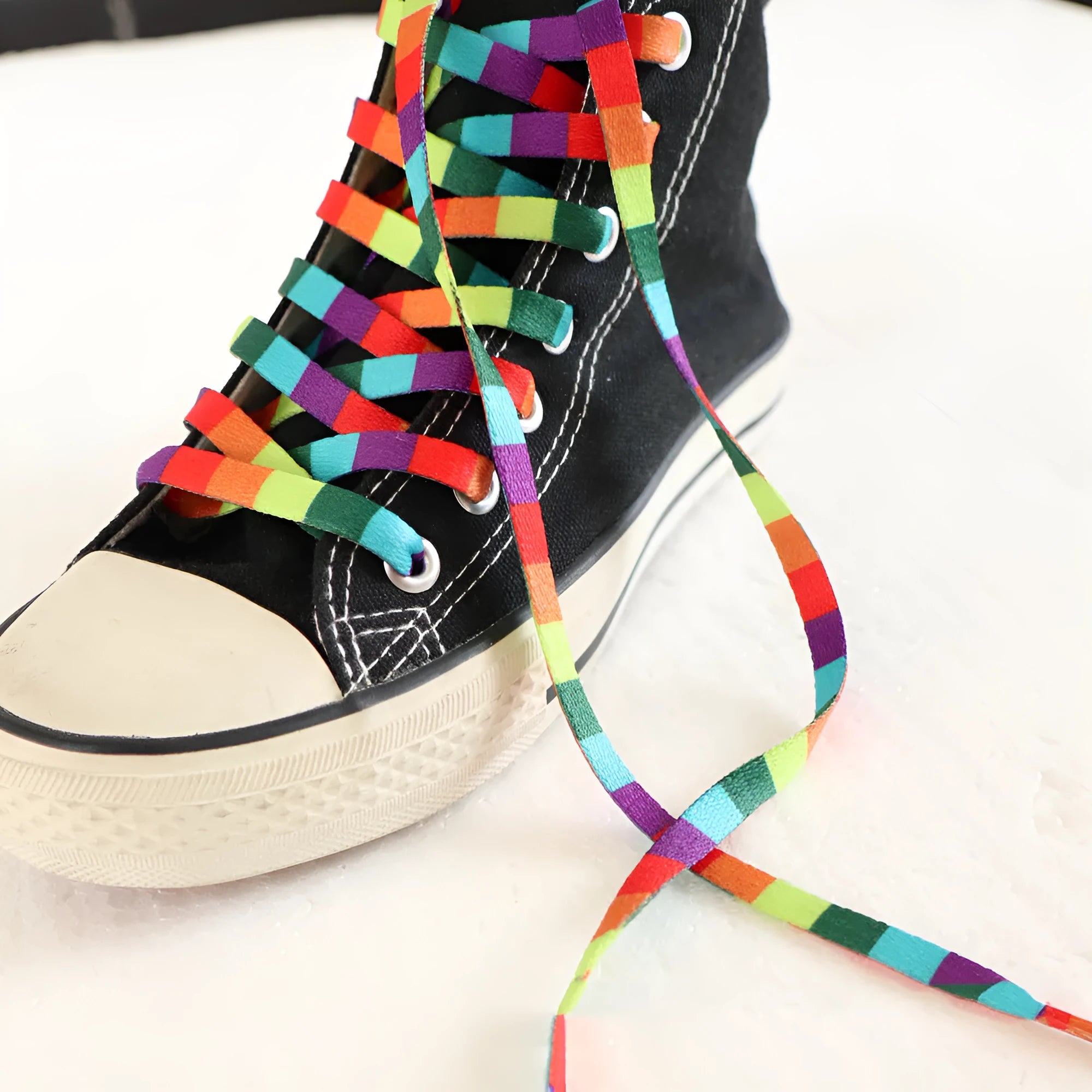 Rainbow oblate shoelace with colour print gradient, 0.8cm width, square rainbow colour, thick woven texture