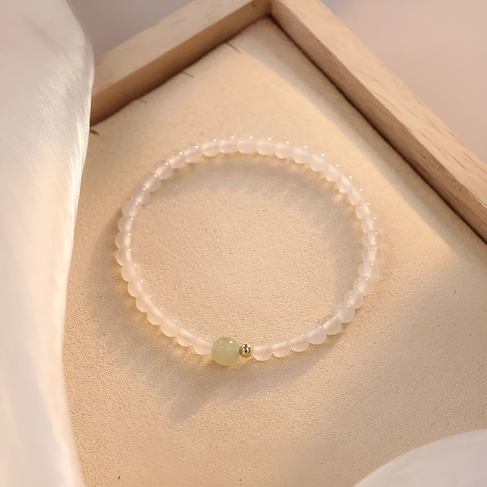 Natural Hetian jade white agate women's bracelet with New Chinese style design measuring 15cm