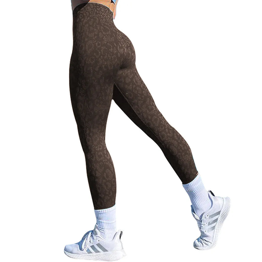 Women's butt lifting leggings in camouflage pattern with high waistband for workouts