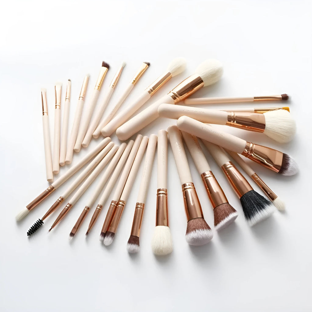 26-piece pink makeup brush set with wool bristles and wooden handles in PU storage bag