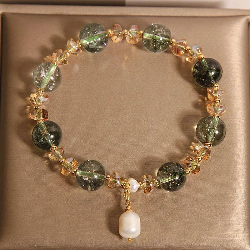 Women's green phantom quartz crystal bracelet with champagne accents in Japanese Korean style