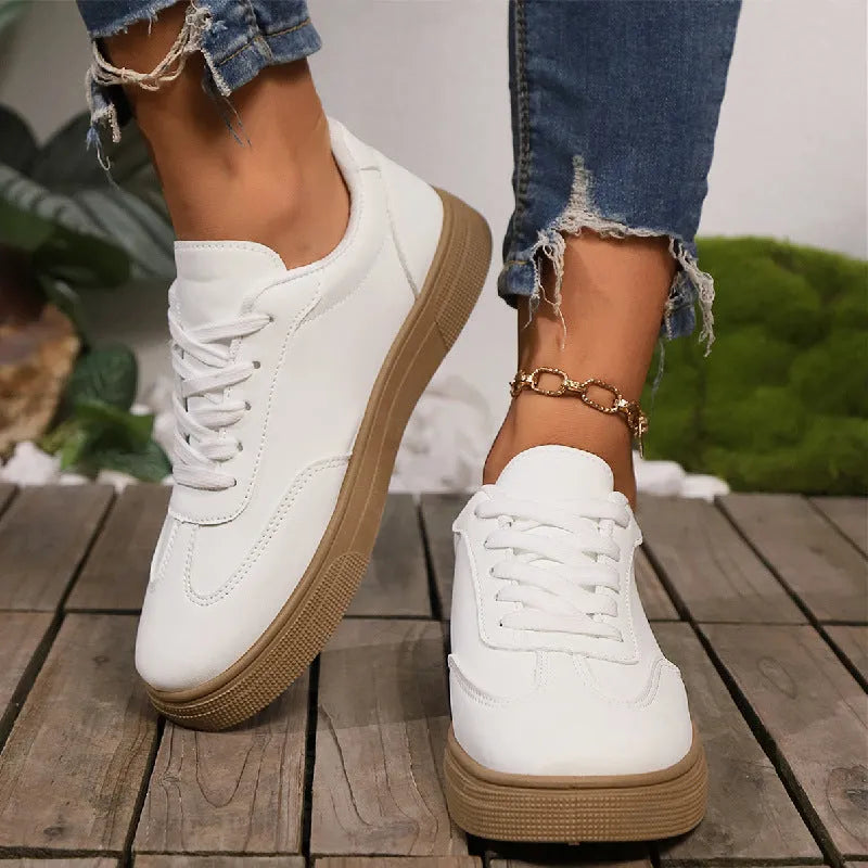 Women's Korean-style casual running shoes flat lace-up low top artificial PU round toe in gray and white
