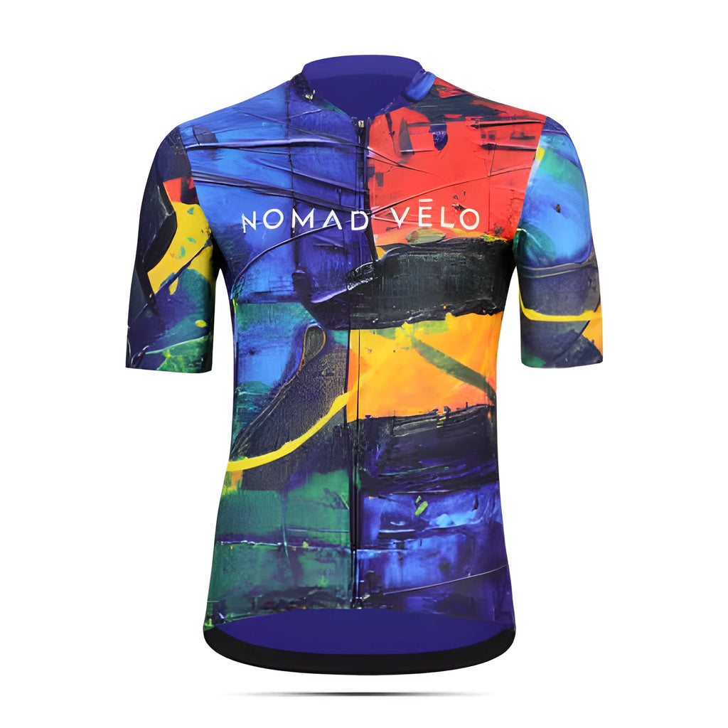 Men's loose fit short-sleeve T-shirt with a digital camouflage print on milk silk fabric.