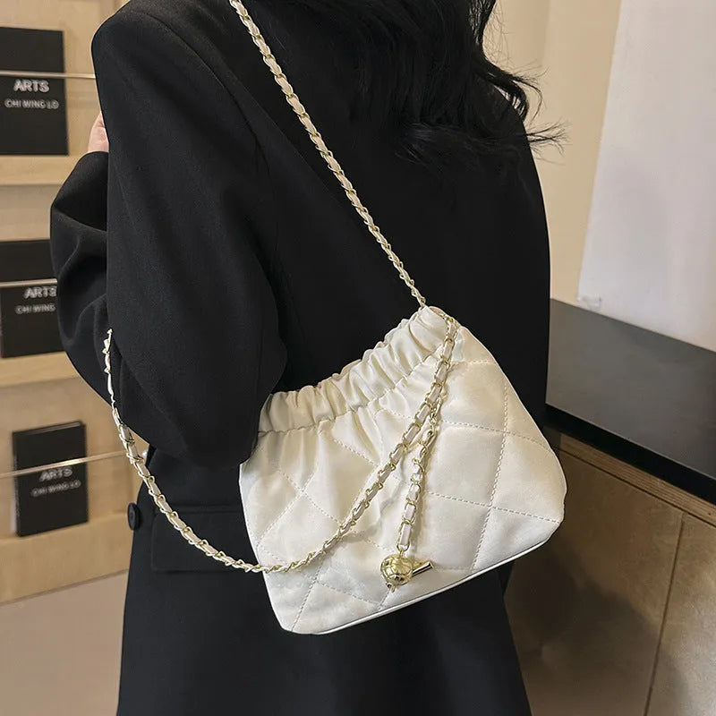 Fashion Rhombus Chain Shoulder Messenger Bag in soft PU leather, horizontal square shape, single strap, colour options black blue pink white