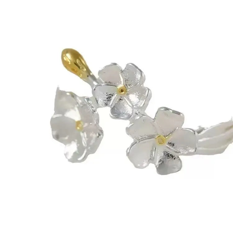 Three-dimensional jasmine flower ring with open-mouth design in electroplated zinc alloy