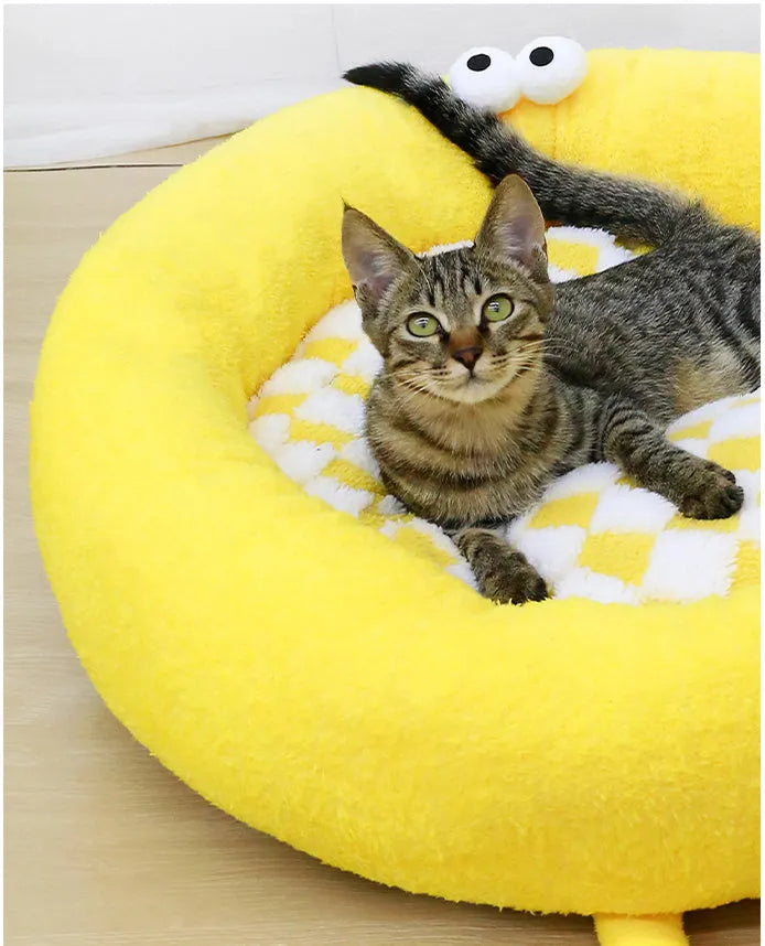 Plush pet nest for Shiba Inu puppies in black, pink, or yellow colours with thick warm material.