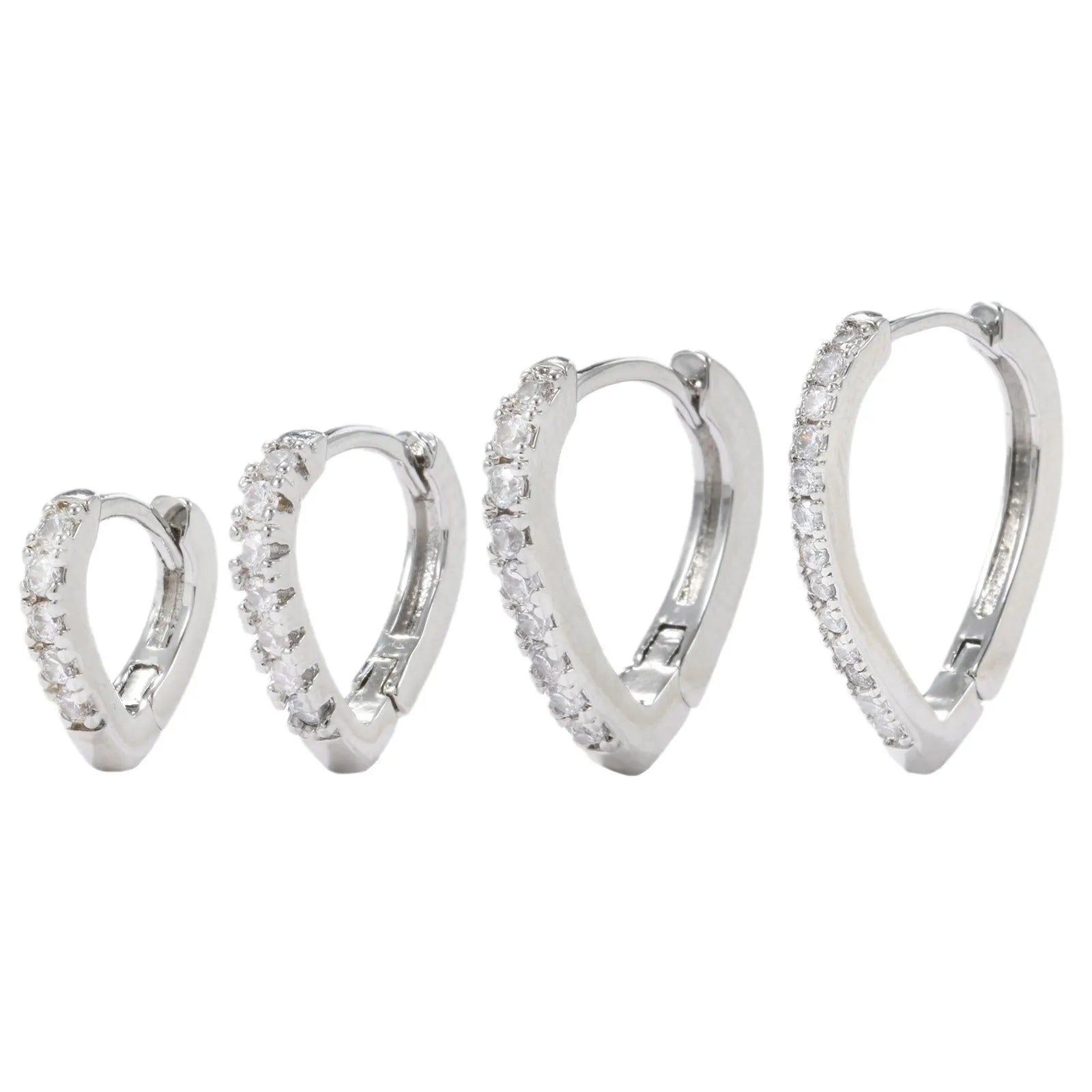 Gold and white geometric heart-shaped copper ear clip for women.