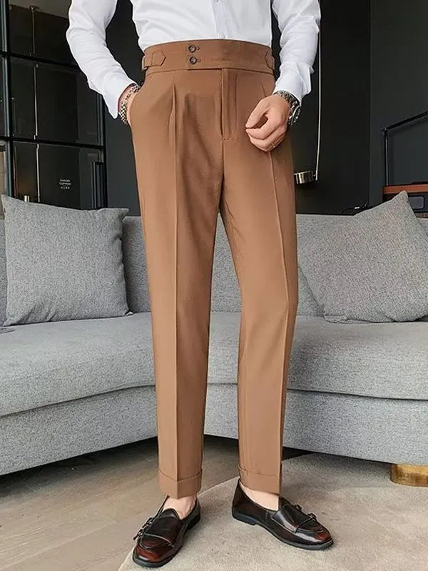 Autumn retro high waist straight leg trousers in black, shown on a model.