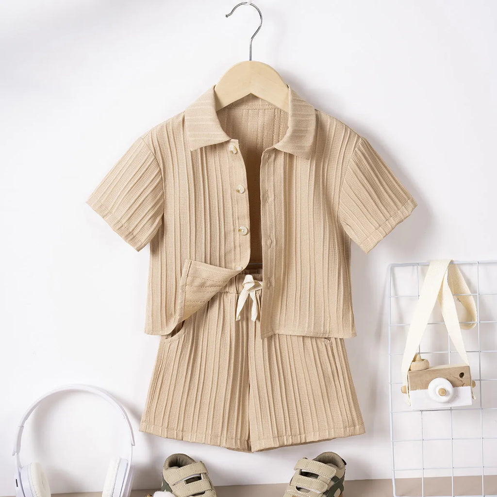 Boys summer T-shirt suit set in solid colour, green top and pants, casual style, suitable for height 90-120cm.