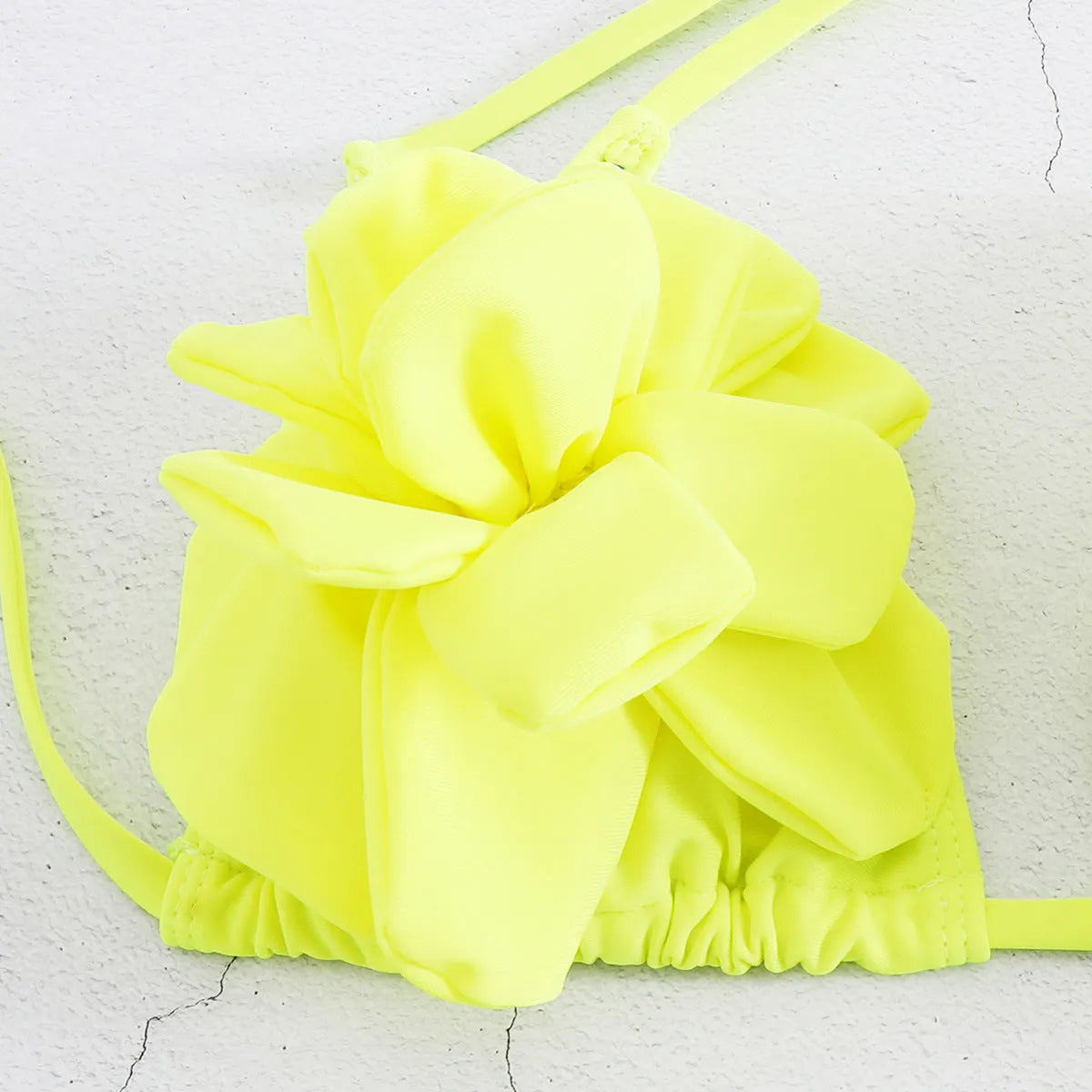 Three-dimensional 3D flower low waist bikini swimsuit in solid colour with backless design