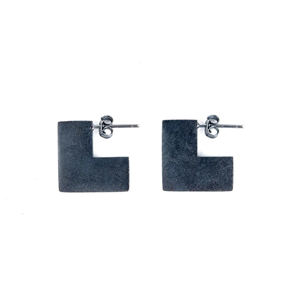 Oxidation black sterling silver geometry square earrings, 16mm size, minimalist cold wind style.