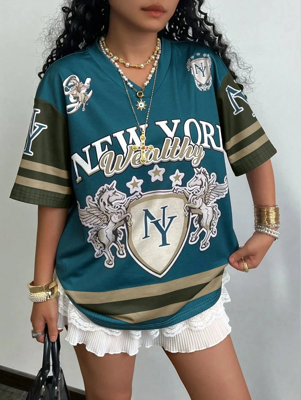 Women's V-neck summer T-shirt with 3D letter printing in loose fit style
