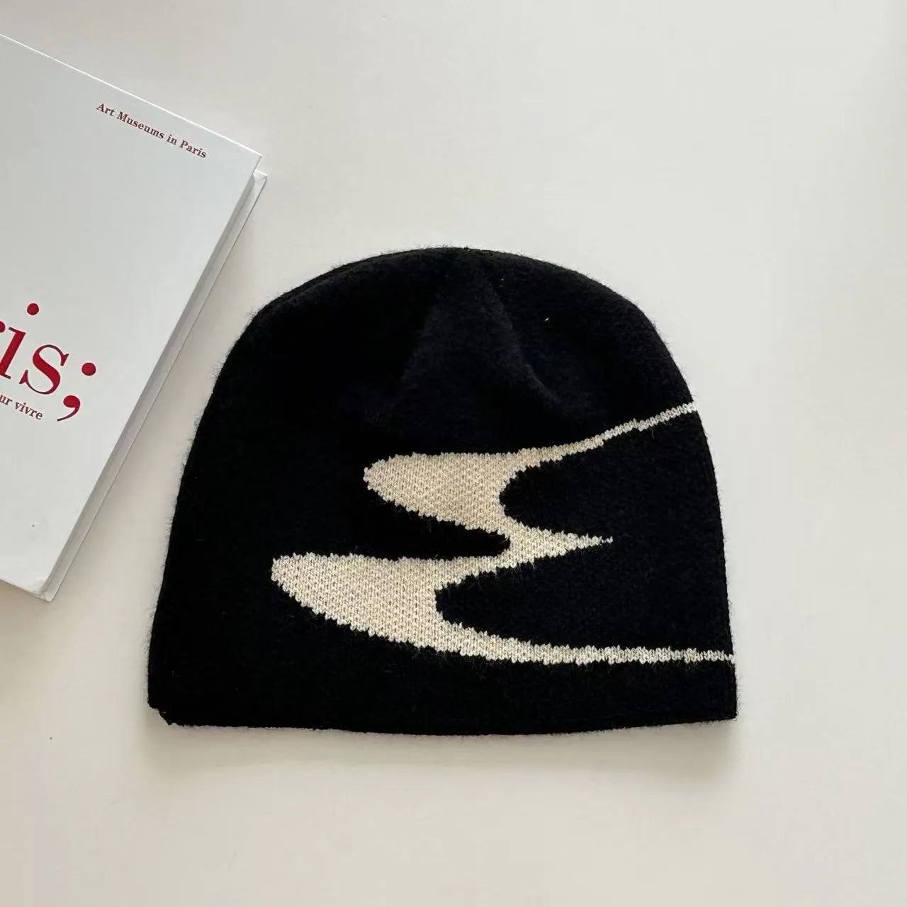 Acrylic beanie hat for men and women in black, grey, or white colours, size 56-58cm