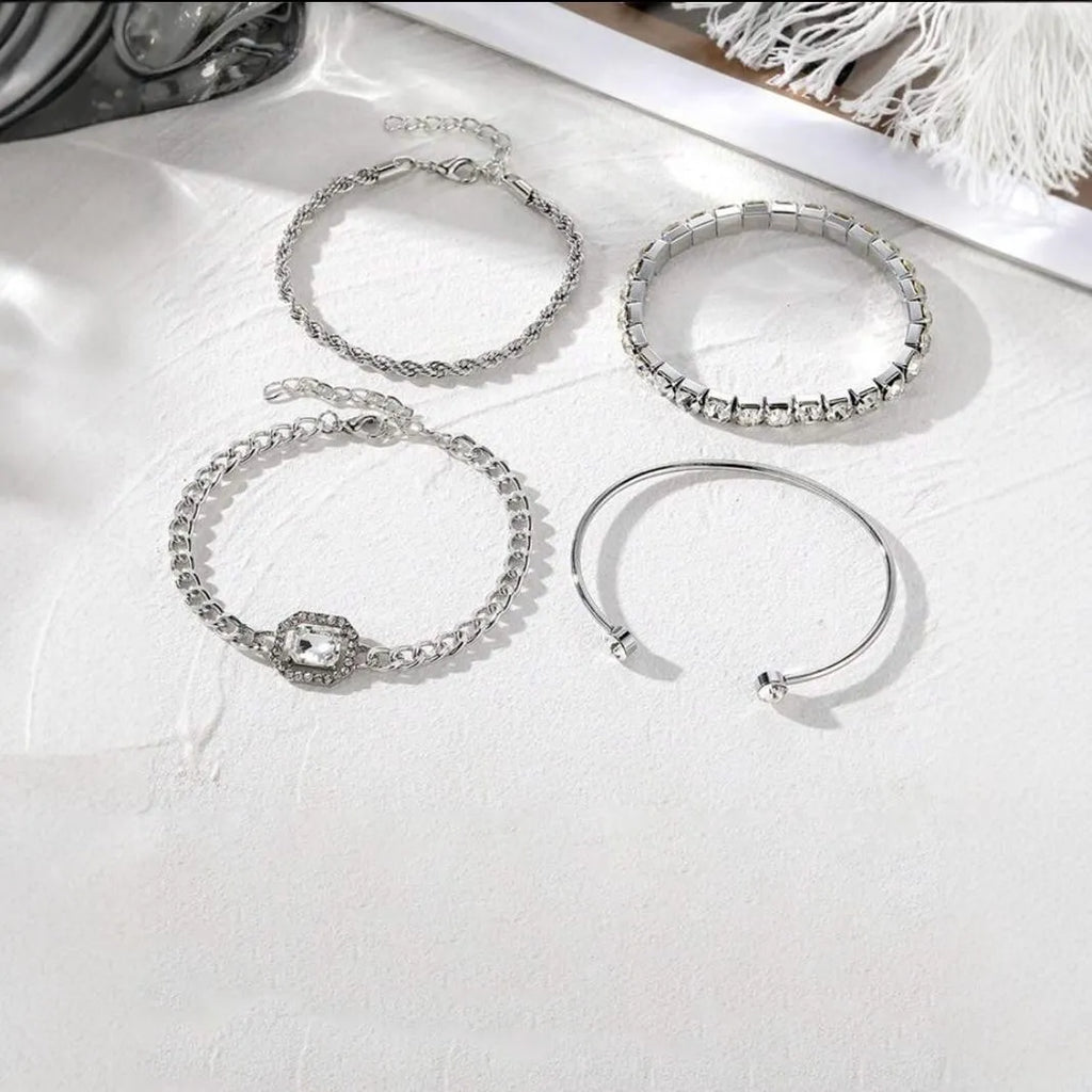 Women's four-piece alloy bracelet set with retro geometric square diamond design in gold and silver colour options