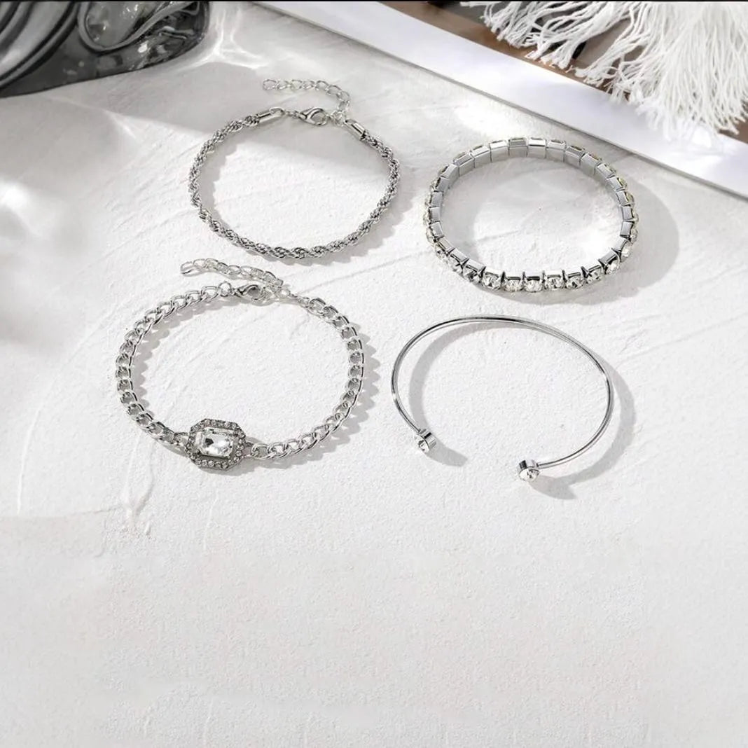 Women's four-piece alloy bracelet set with retro geometric square diamond design in gold and silver colour options