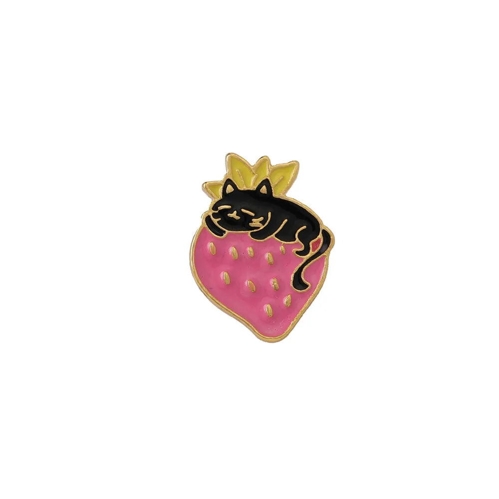 Alloy cake cat brooch with strawberry and dripping oil design in multiple colour options