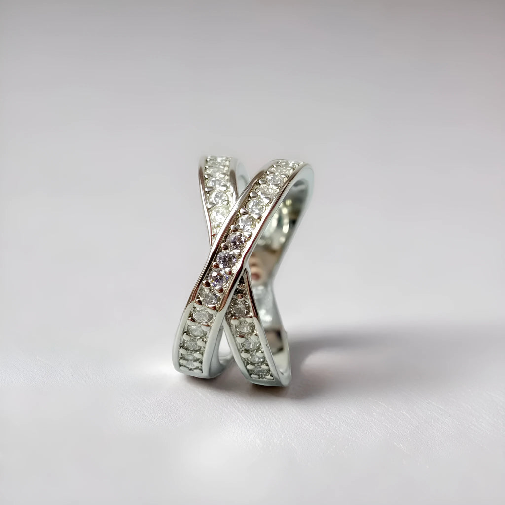 Copper cross ring with micro-inlaid zircon stones in geometric heart design, available in silver or rose gold finishes