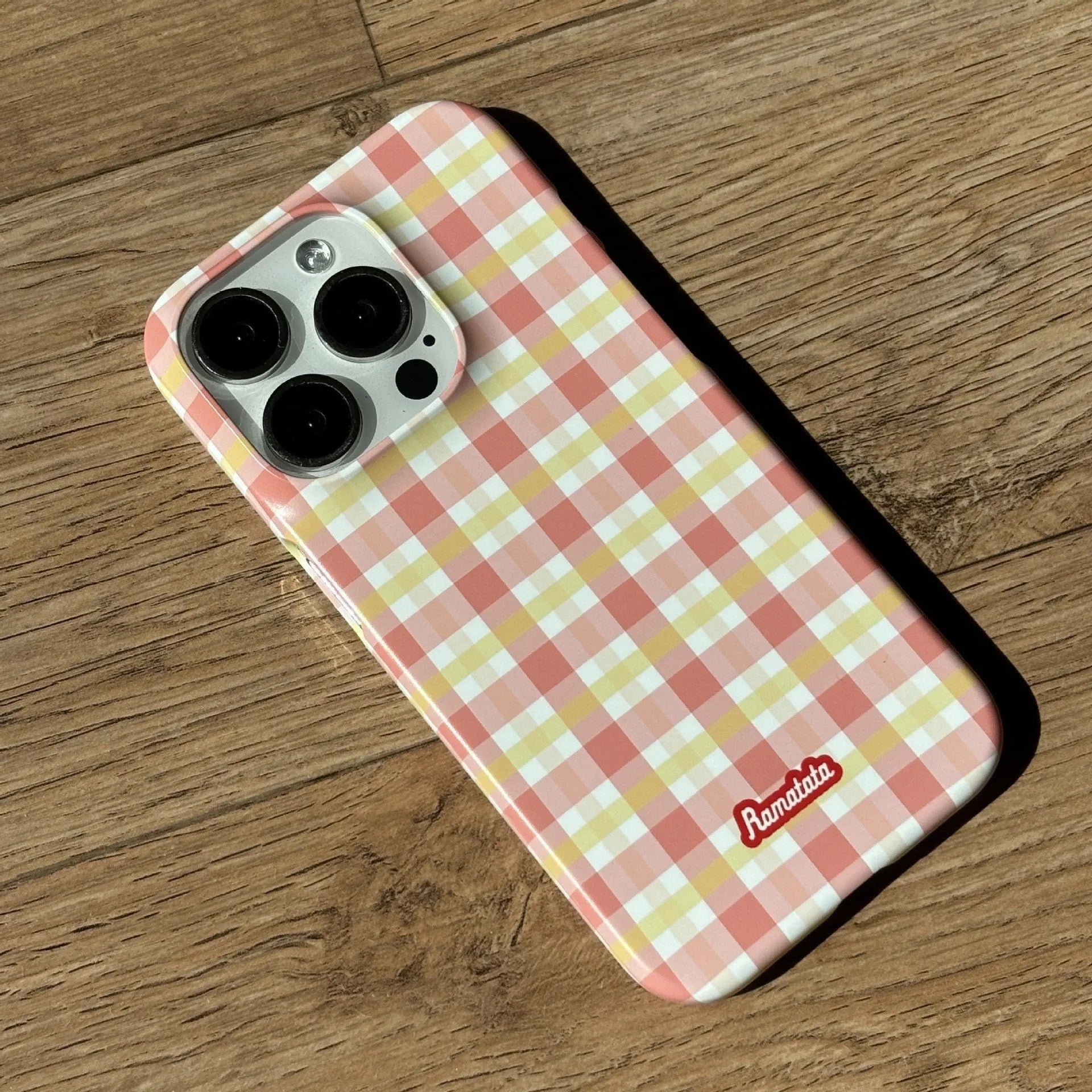 Original plain plaid iPhone 15 Pro Max phone case with anti-fingerprint surface