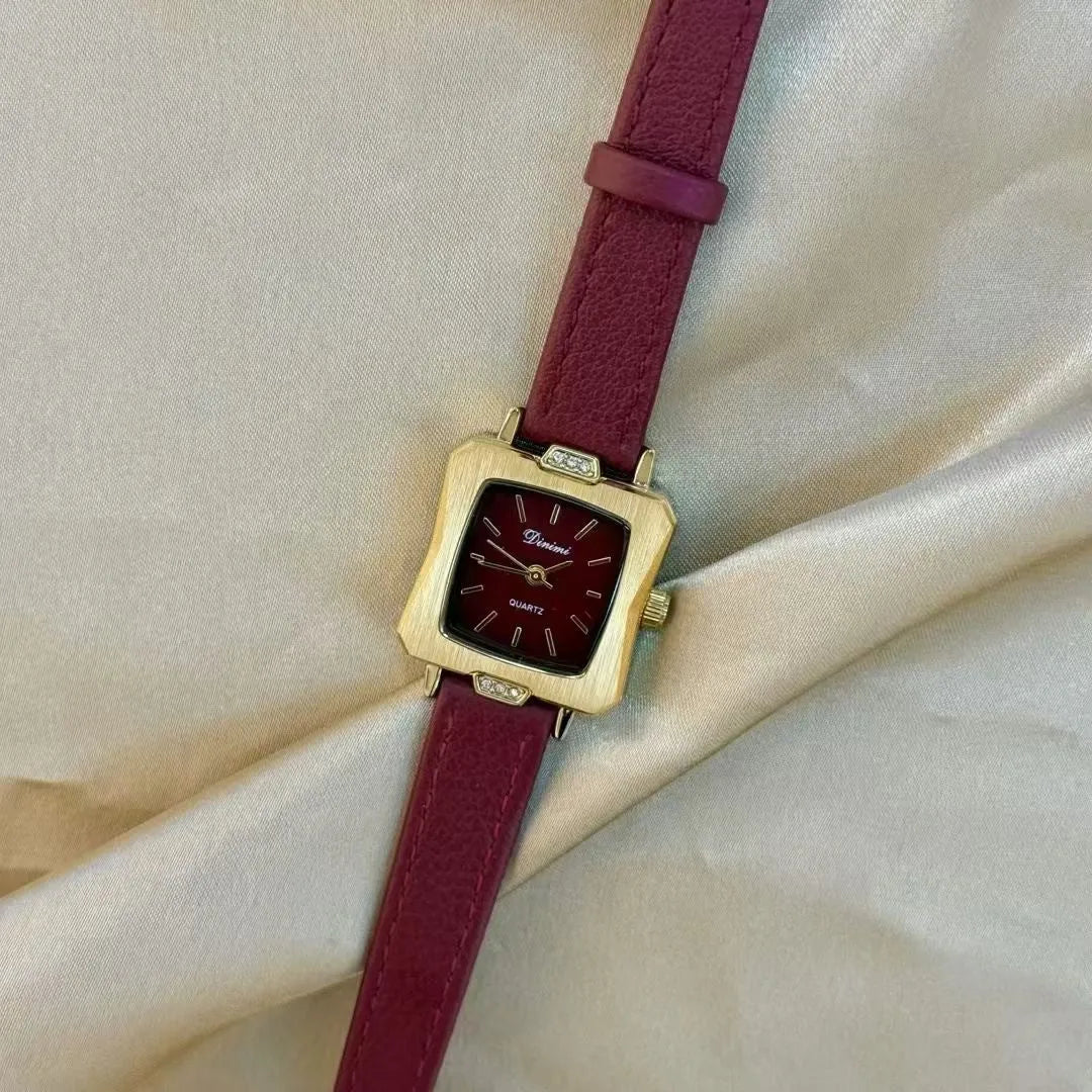 Octagonal alloy women's watch in Chinese style with various decorative options.