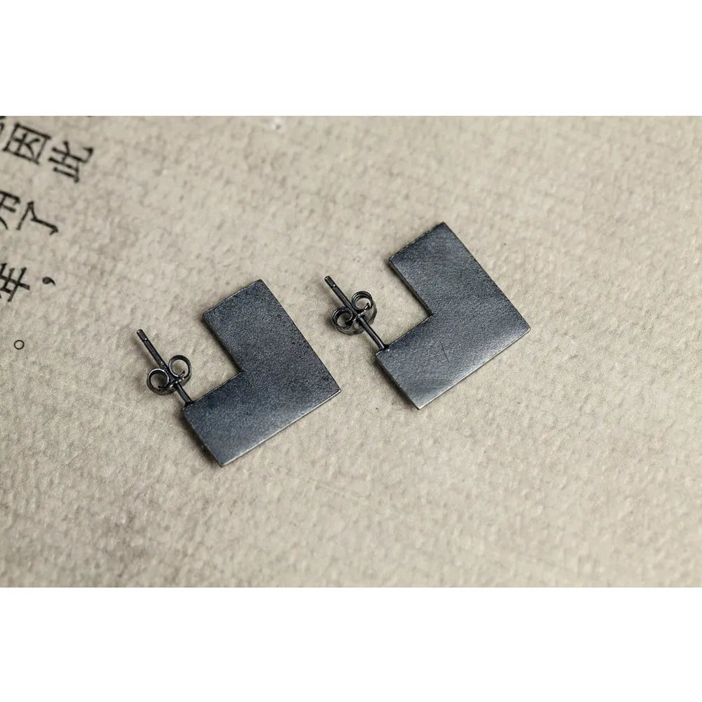 Oxidation black sterling silver geometry square earrings, 16mm size, minimalist cold wind style.