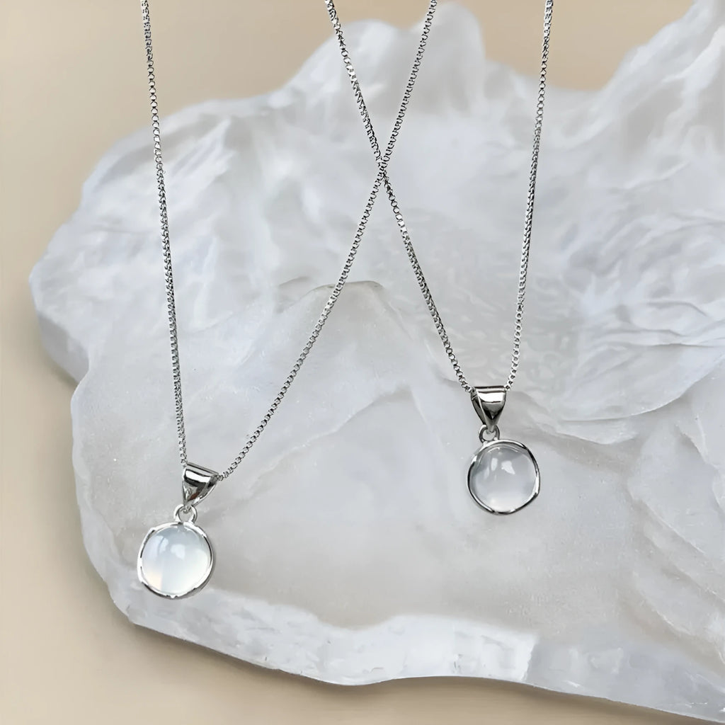 Women's oval pendant necklace with artificial crystal and adjustable 21-50cm chain in X7 6 Moon Light colour