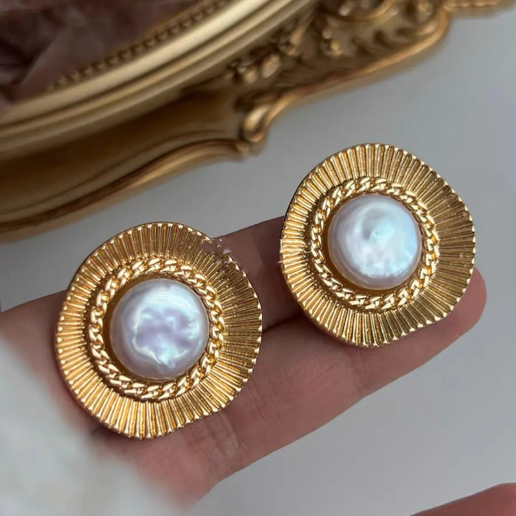 Gold round French retro earrings for women with electroplated finish