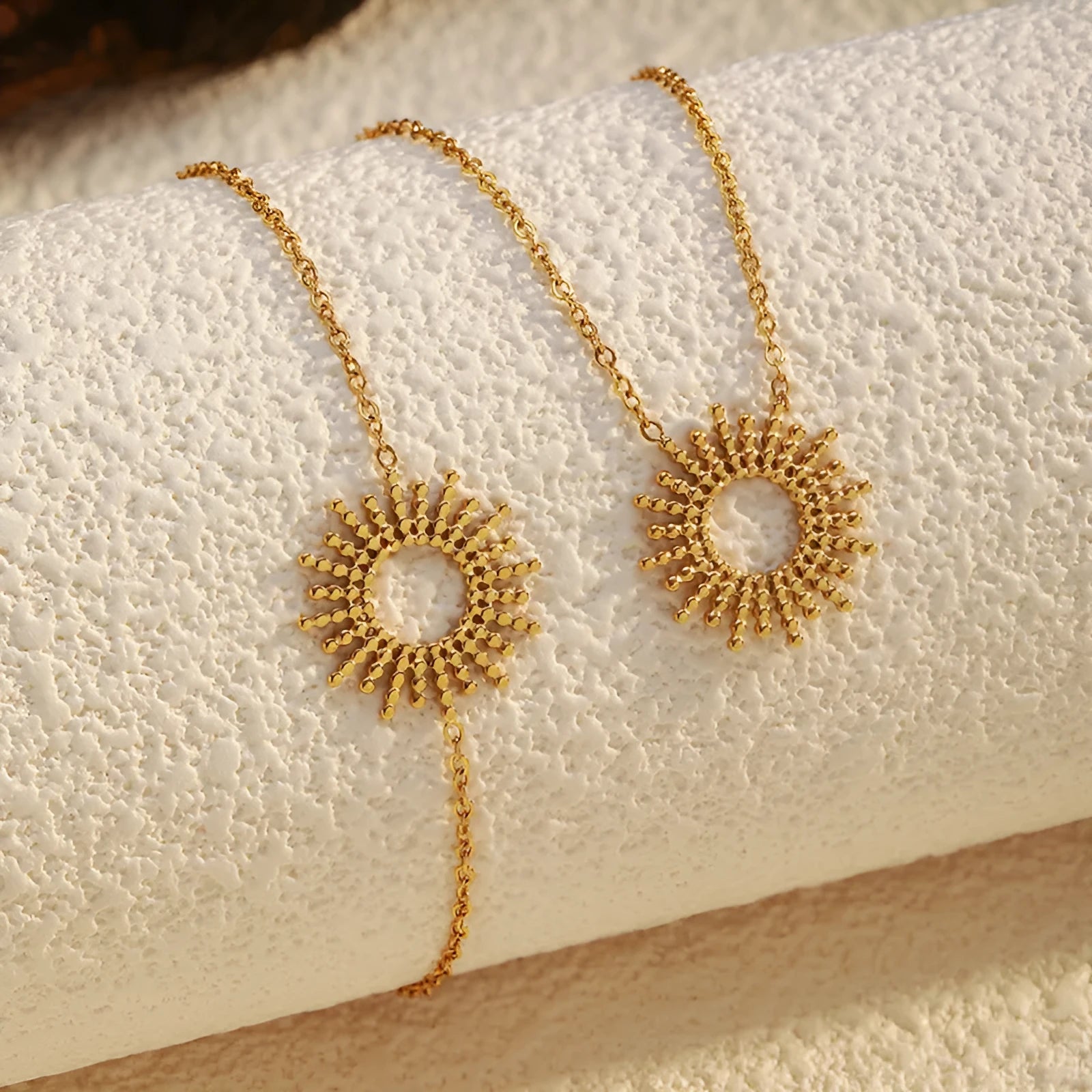Sunflower theme jewellery set with geometric chain necklace and bracelet in gold colour