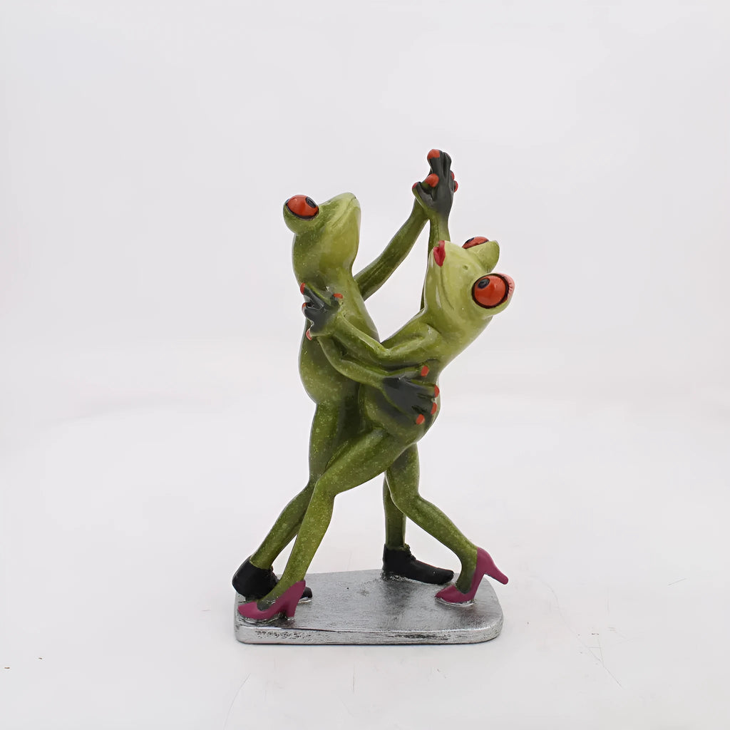 Resin frog decoration figurine in pastoral style for home interiors