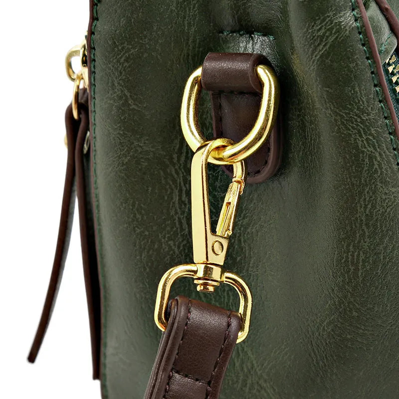 Women's retro soft leather-textured PU shoulder crossbody handbag in brown with sandwich pocket and mobile phone pocket