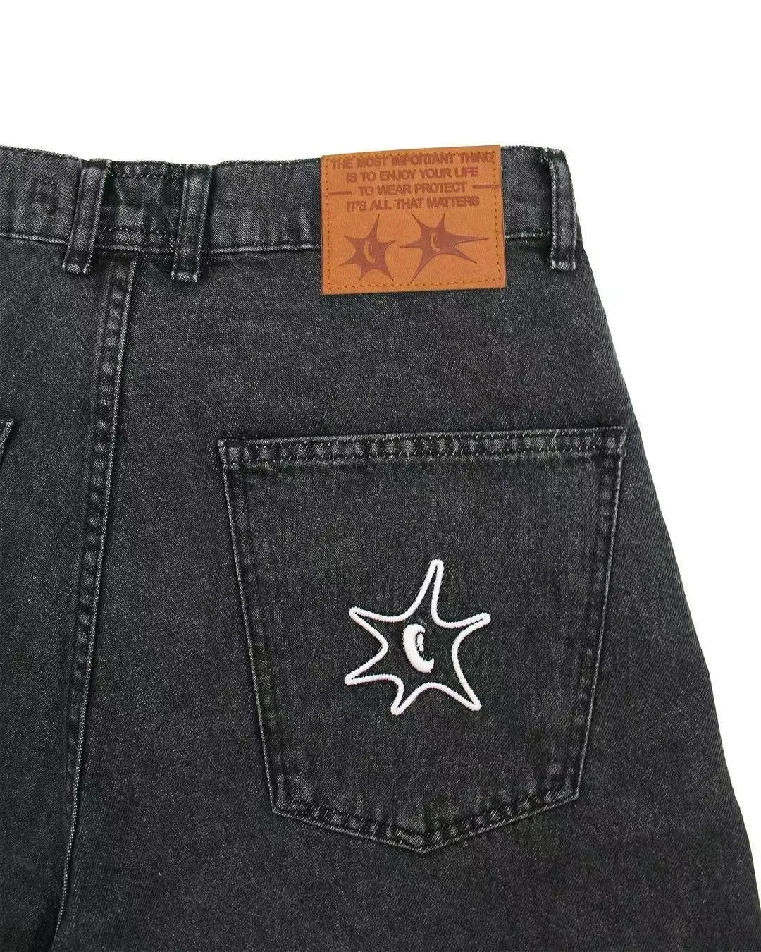 Men's hip hop style denim shorts with straight leg and micro elastic fabric