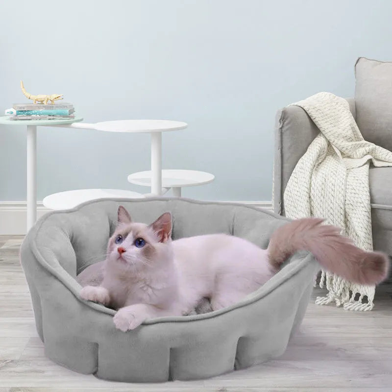 Grey plush cat kennel mat house with thickened sides, measuring 46cm square