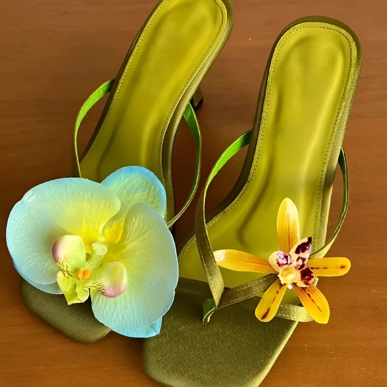 Women's handmade asymmetric floral sandals with high heel and square toe in calf leather
